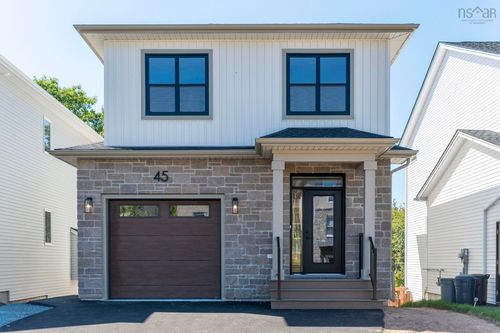 pc-38-45 Pearlgarden Close, Dartmouth, NS, B2X0C3 | Card Image