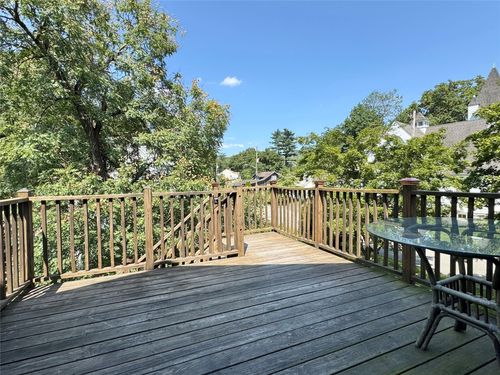 49 Mountain Ave, Hillburn, NY, 10931-2002 | Card Image