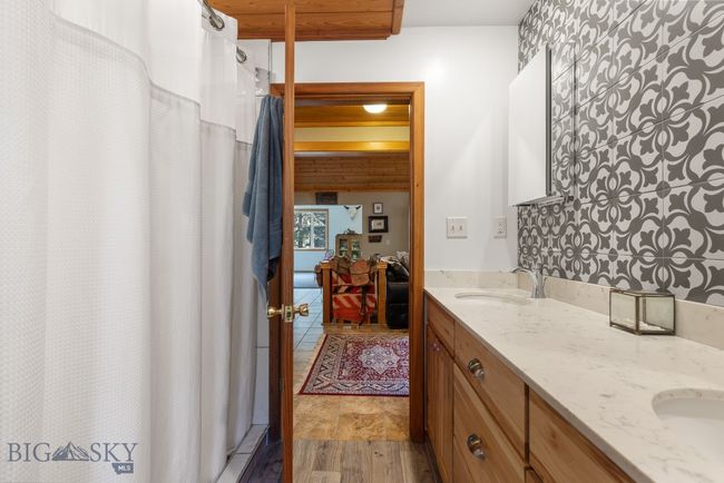486 Jardine Rd, House other with 3 bedrooms, 2 bathrooms and null parking in Gardiner MT | Image 20