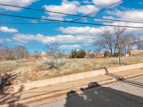 338 Otero Street, Santa Fe, NM, 87501 | Card Image