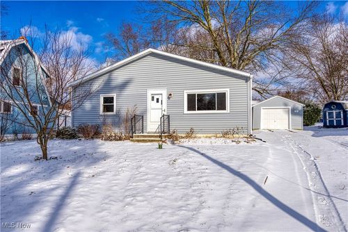 71 Delora Dr, Coventry Township, OH, 44319-1813 | Card Image