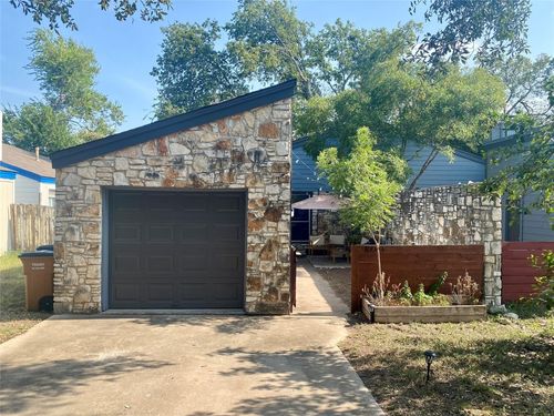 a-1000 King Albert St, Austin, TX, 78745-3867 | Card Image