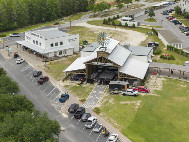 hammock bay general store and props brew | Image 58