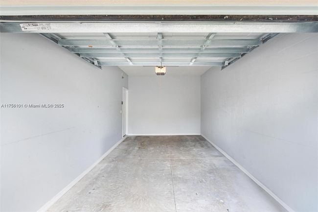 3944 Poinciana Ln, Townhouse with 3 bedrooms, 3 bathrooms and null parking in Hollywood FL | Image 33