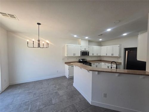 103-6158 Calm Breeze Ave, Las Vegas, NV, 89108-8110 | Card Image