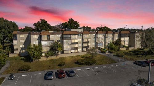 420-7000 Nw 17th St, Plantation, FL, 33313-5213 | Card Image