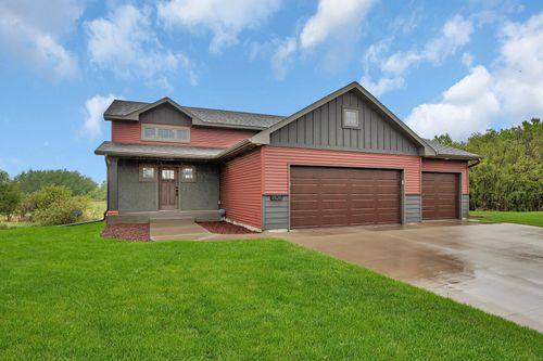 1526 Prairie View Ln Ne, Sauk Rapids, MN, 56379-4423 | Card Image