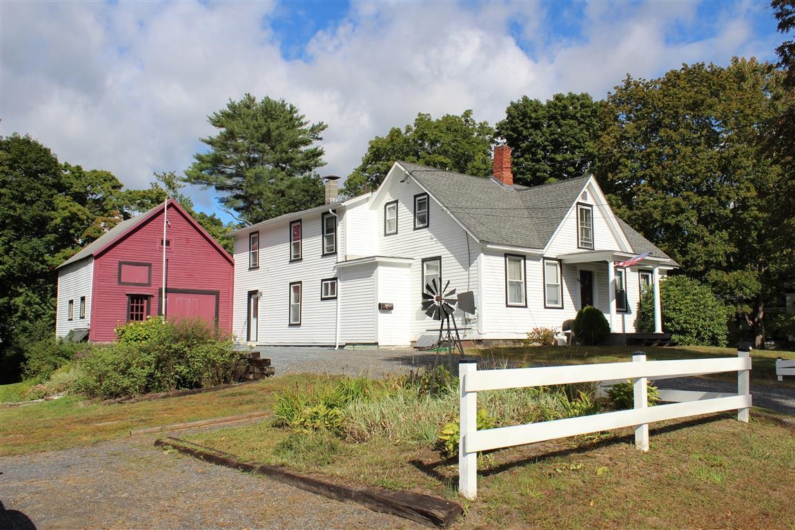 Mulberry St, Claremont, NH 03743