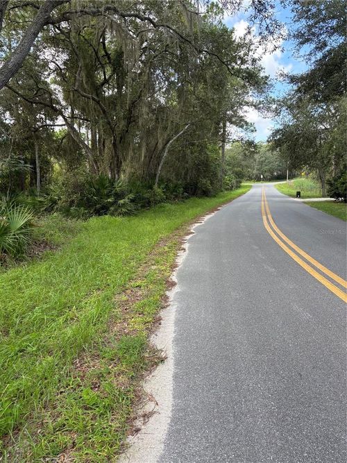 246 Browns Hammock Rd, Crescent City, FL, 32112-4900 | Card Image