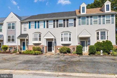 4 Winton Ln, NEWARK, DE, 19702-4271 | Card Image
