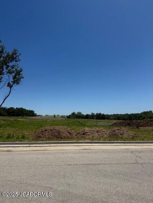 202 Carel Rd, Jefferson City, MO, 65109 | Card Image