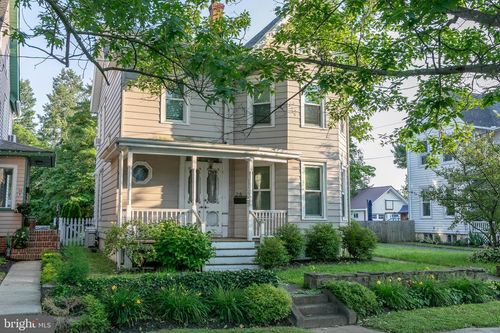 28 Bowen Ave, WOODSTOWN, NJ, 08098-1404 | Card Image