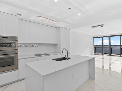 503-700 Ne 24th St, Miami, FL, 33137-5500 | Card Image