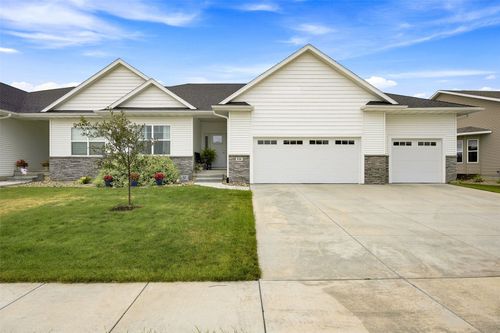 931 Commercial St, Lisbon, IA, 52253-8200 | Card Image