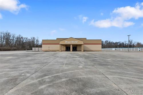 823 Clark Ave, Cape Girardeau, MO, 63701-4417 | Card Image