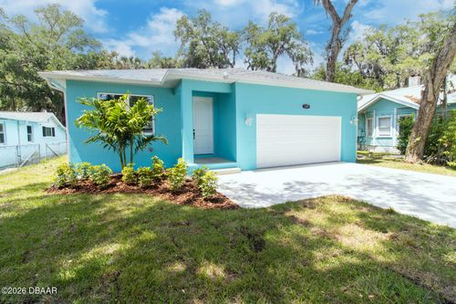 1209 Palmetto St, New Smyrna Beach, FL, 32168-7608 | Card Image