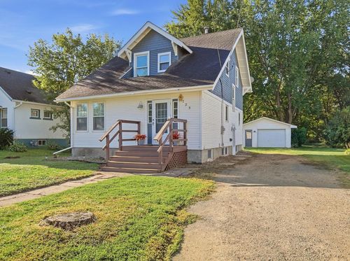 725 Home St, Kenyon, MN, 55946-1307 | Card Image