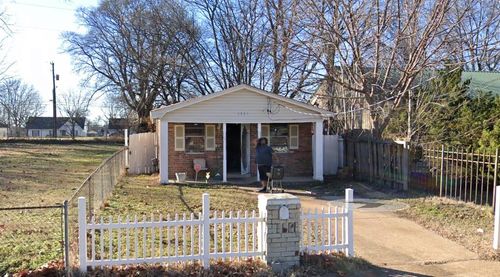 1305 Adelaide St, Memphis, TN, 38106-4103 | Card Image