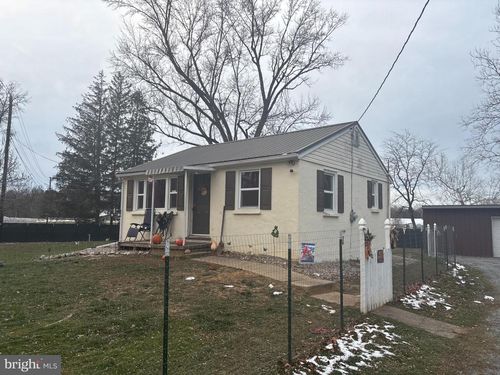 1934 Edgewood Rd, CHAMBERSBURG, PA, 17202-8133 | Card Image