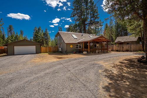17545 Holgate Ct, La Pine, OR, 97739-9740 | Card Image
