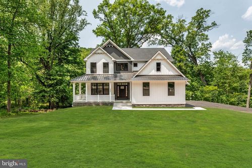 230 Arden Rd, CONSHOHOCKEN, PA, 19428-2504 | Card Image