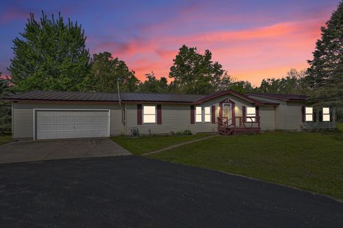 2439 W 10 1/2 Mile Rd, Irons, MI, 49644-8763 | Card Image