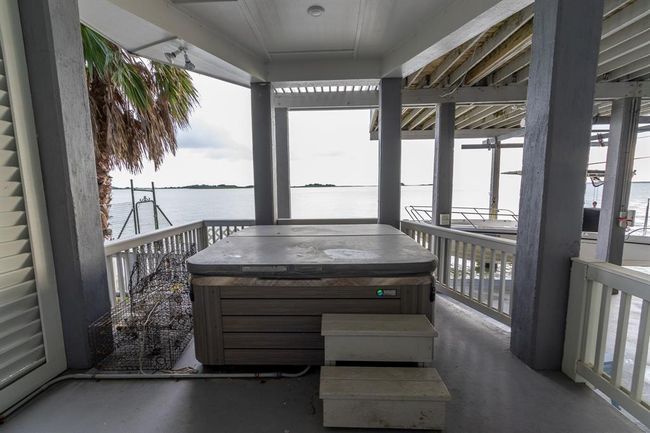 Hottub stays | Image 29