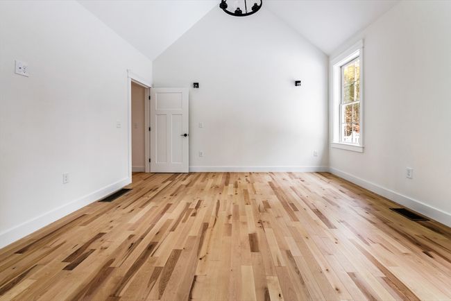 46 Boston Post Rd, House other with 3 bedrooms, 3 bathrooms and 8 parking in Amherst NH | Image 22