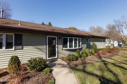 15 Branford Cir, Tinton Falls, NJ, 07724-3201 | Card Image