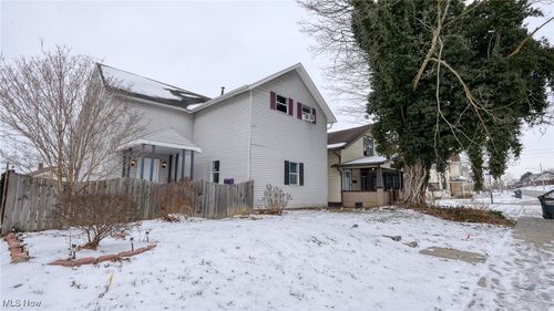 615 Clark St, Cambridge, OH, 43725-1937 | Card Image