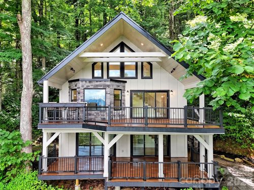 1551 Apple Creek Rd, Waynesville, NC, 28786 | Card Image