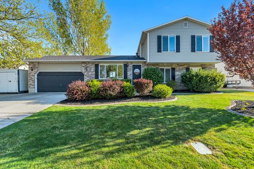 2587 Silver Creek Dr, Riverton, UT, 84065-2216 | Card Image