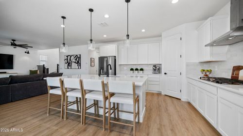 7516 W Odeum Lane, Phoenix, AZ, 85043 | Card Image