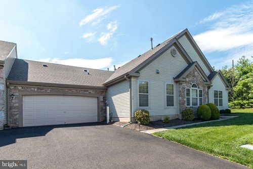 54 Legacy Oaks Dr, RICHBORO, PA, 18954-2201 | Card Image