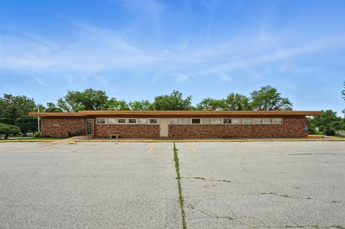 430 W 35th St, Davenport, IA, 52806-5820 | Card Image