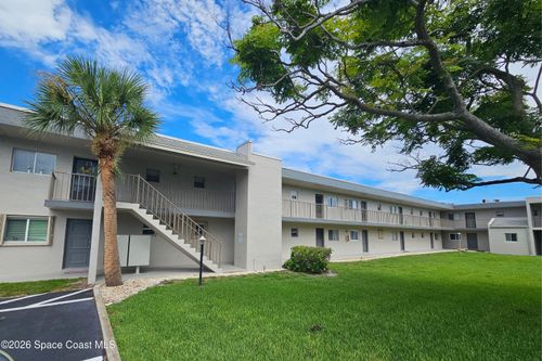 224-3001 Thrush Dr, Melbourne, FL, 32935-4573 | Card Image