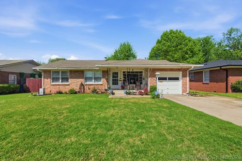 4340 S Norfolk Avenue, Tulsa, OK, 74105 | Card Image