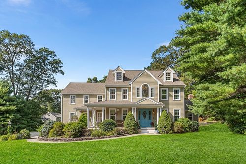 1 Jonathans Way, Upton, MA, 01568-1678 | Card Image