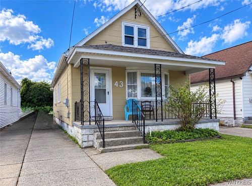 43 Lemon St, Lackawanna, NY, 14218-2607 | Card Image