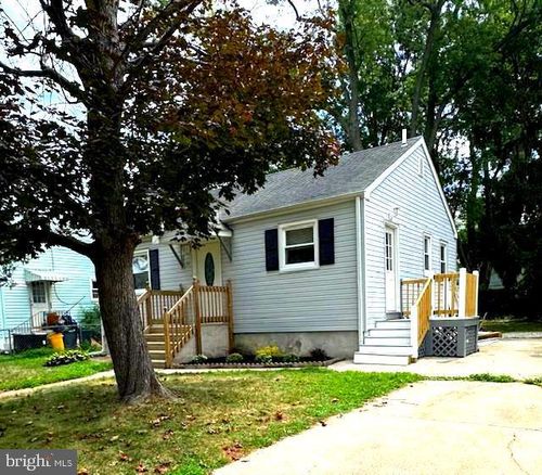 51 Warren Ave, BELLMAWR, NJ, 08031-1719 | Card Image