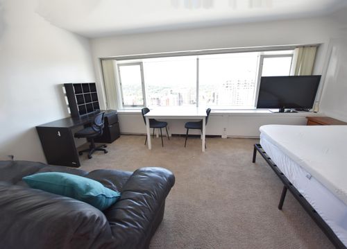 apt-22e-555 E William St, Ann Arbor, MI, 48104-2427 | Card Image