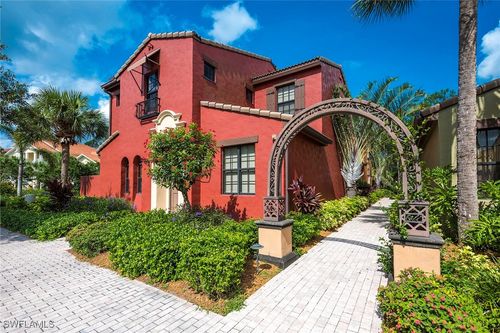 135-2-9161 Chula Vista St, NAPLES, FL, 34113-3290 | Card Image