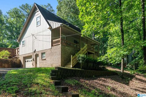 3202 Edenburg Dr, HUEYTOWN, AL, 35023-5752 | Card Image