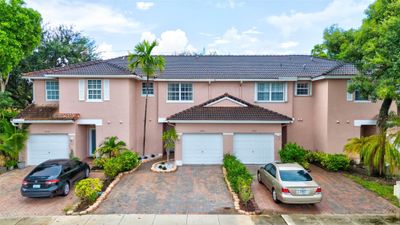 3990 - 3990 Nw 90th Way, Townhouse with 3 bedrooms, 2 bathrooms and null parking in Sunrise FL | Image 3