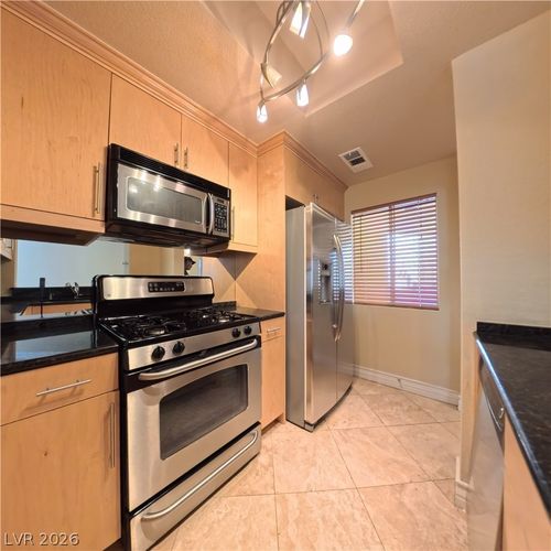 121-220 E Flamingo Rd, Las Vegas, NV, 89169-0300 | Card Image