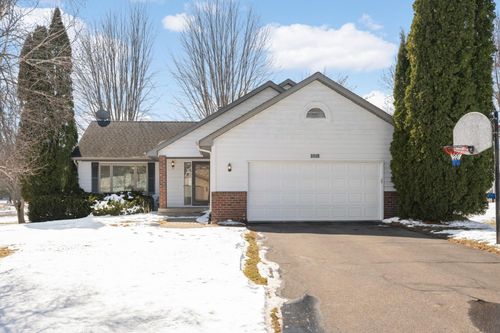 1251 Lake Susan Hills Dr, Chanhassen, MN, 55317-8502 | Card Image