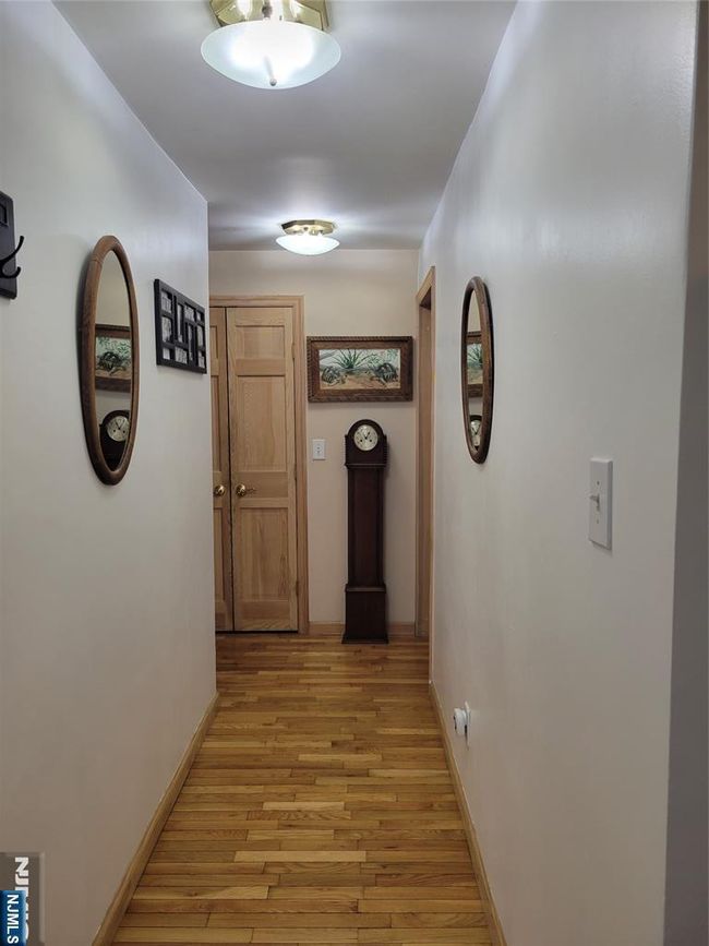 41 N Franklin Tpke, Condo with 2 bedrooms, 1 bathrooms and null parking in Ramsey NJ | Image 9