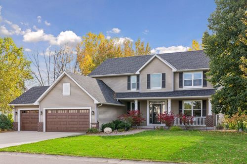 17555 45th Avenue N, Plymouth, MN, 55446 | Card Image