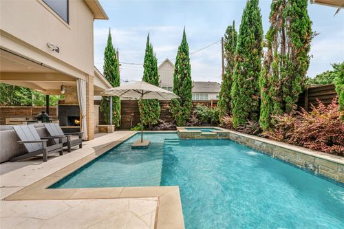 6910 Huff Trl, Dallas, TX, 75214-2826 | Card Image
