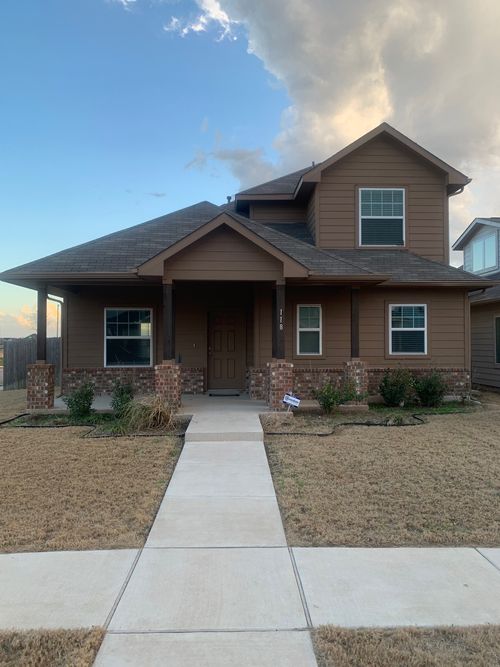 118 Eagle Lake Dr, Hutto, TX, 78634-2142 | Card Image